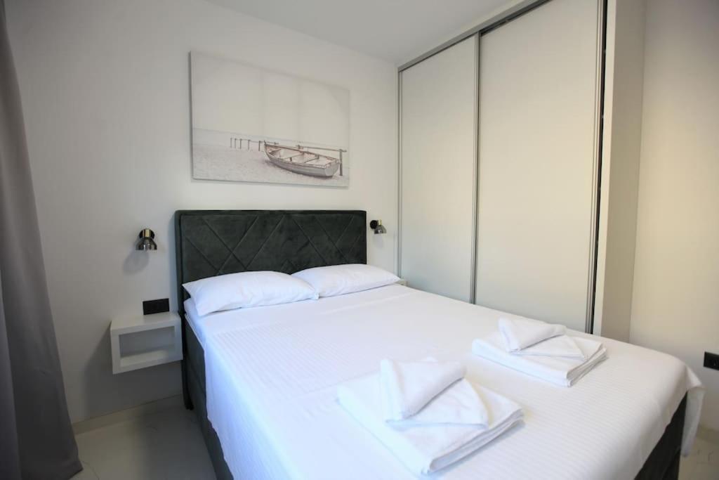 Luxury Villa Lana Apt, Seaview Terrace, Large Outdoor Space, Bbq Τρογκίρ Εξωτερικό φωτογραφία