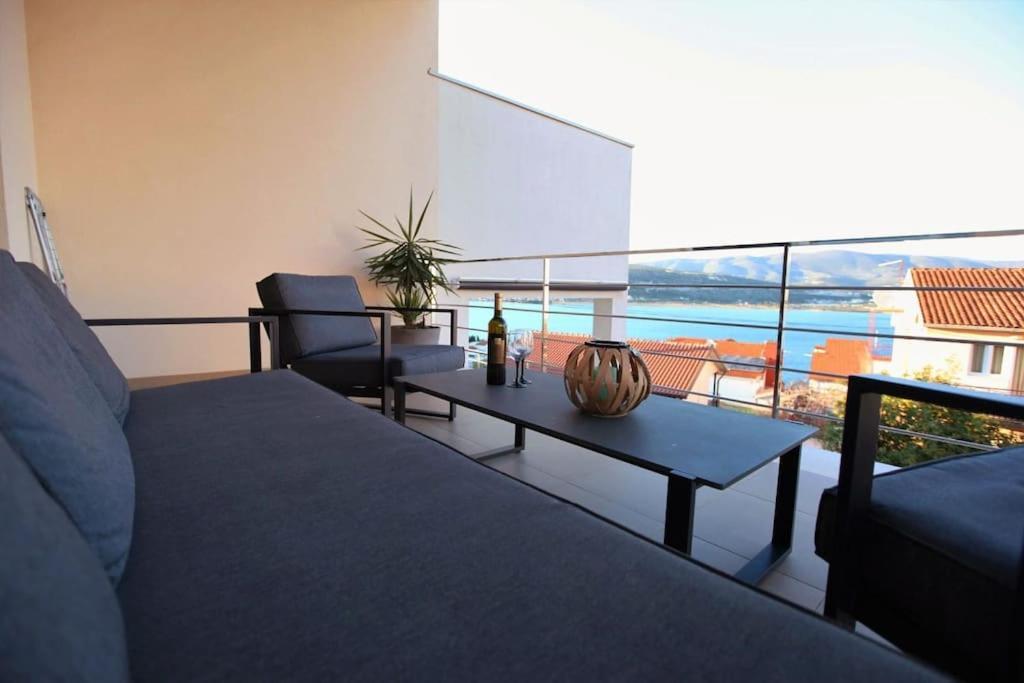 Luxury Villa Lana Apt, Seaview Terrace, Large Outdoor Space, Bbq Τρογκίρ Εξωτερικό φωτογραφία